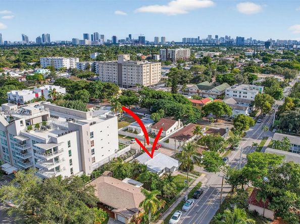 517 S 19th Ave, Hollywood FL 33020