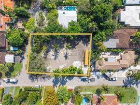 2880 Fairgreen Dr, Miami Beach FL 33140