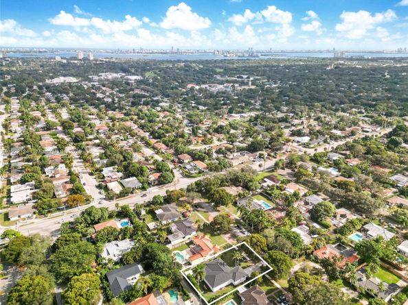 145 NE 110th St, Miami Shores FL 33161