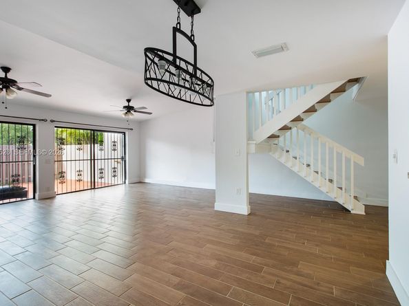 10520 SW 75th Ln, Miami FL 33173