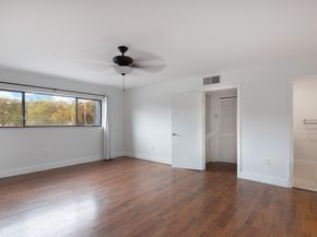 10520 SW 75th Ln, Miami FL 33173