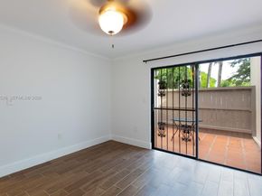 10520 SW 75th Ln, Miami FL 33173