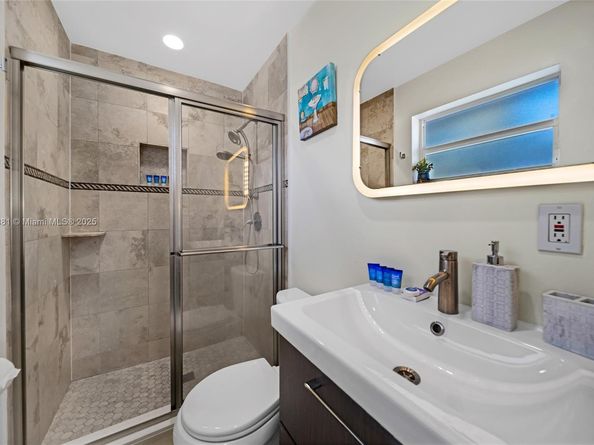 31 SE 12th St, Pompano Beach FL 33060