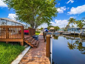 31 SE 12th St, Pompano Beach FL 33060