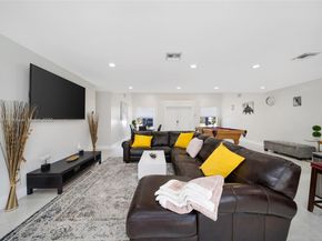 31 SE 12th St, Pompano Beach FL 33060