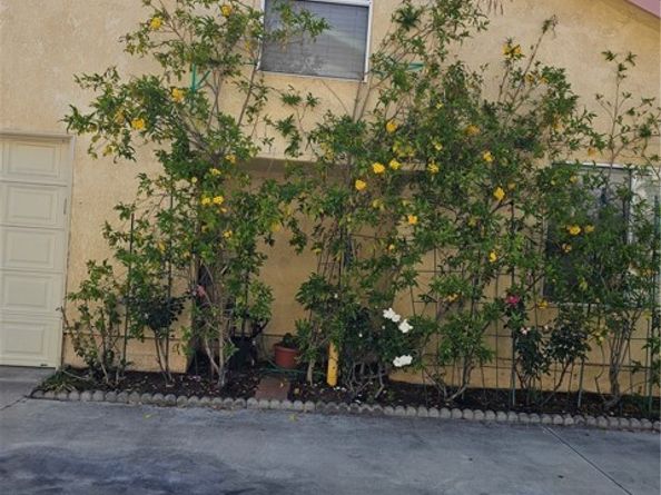 9315 Woodman Avenue 8, Arleta (los Angeles) CA 91331