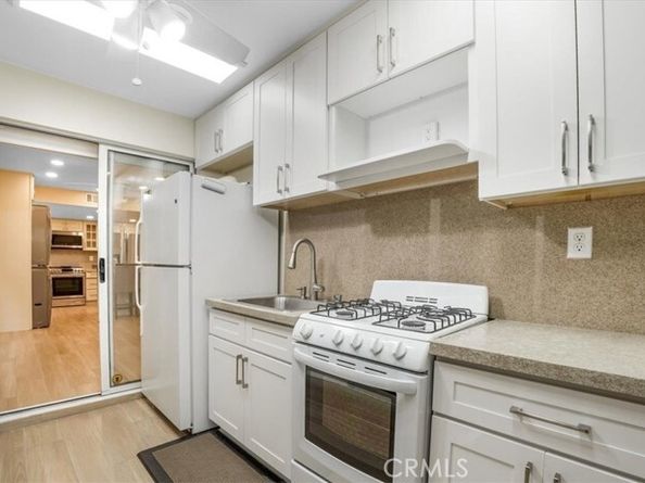 9315 Woodman Avenue 8, Arleta (los Angeles) CA 91331