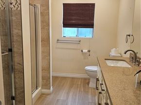 9315 Woodman Avenue 8, Arleta (los Angeles) CA 91331