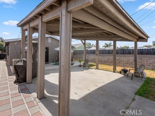 1417 W Gage Avenue, Los Angeles CA 90047