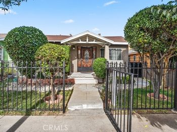 1417 W Gage Avenue