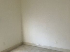 846 W 103rd Street, Los Angeles CA 90044