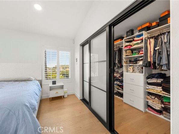 1041 S Falling Leaf Circle, Anaheim CA 92807