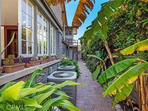 302 Orizaba Avenue, Long Beach CA 90814