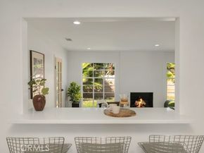 16125 Haynes Street, Van Nuys (los Angeles) CA 91406