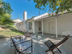 16125 Haynes Street, Van Nuys (los Angeles) CA 91406