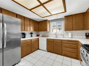 570 W 14th 4, San Pedro (los Angeles) CA 90731