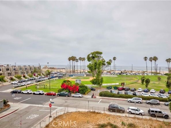 6690 Vista Del Mar H, Playa Del Rey (los Angeles) CA 90293