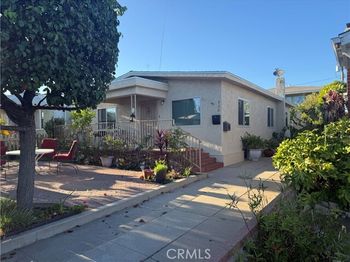 728 W 11th Street