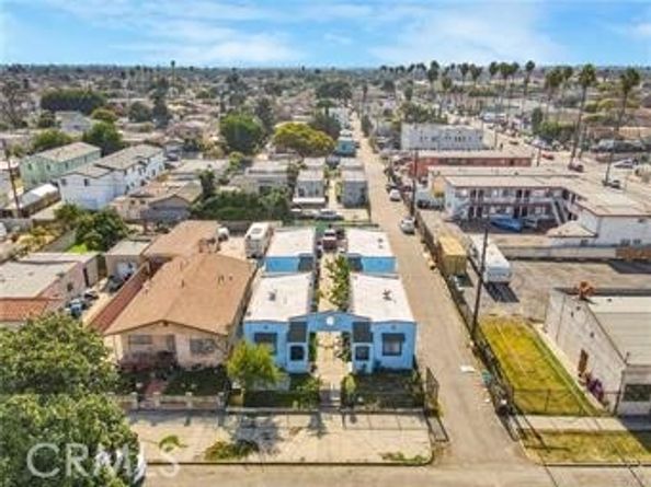 612 E 82nd Street, Los Angeles CA 90001