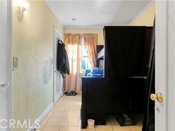 612 E 82nd Street, Los Angeles CA 90001
