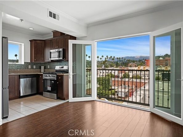 5633 Carlton Way 503, Hollywood (los Angeles) CA 90028