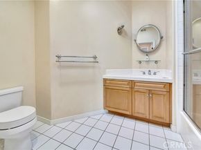 4400 Cartwright Avenue 303, Toluca Lake (los Angeles) CA 91602