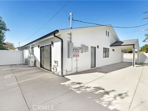 7454 Gaviota, Van Nuys (los Angeles) CA 91406