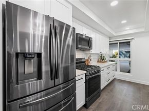 10061 Melinda Way 2, Northridge (los Angeles) CA 91325