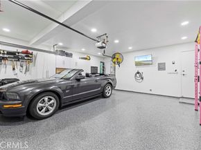 10061 Melinda Way 2, Northridge (los Angeles) CA 91325