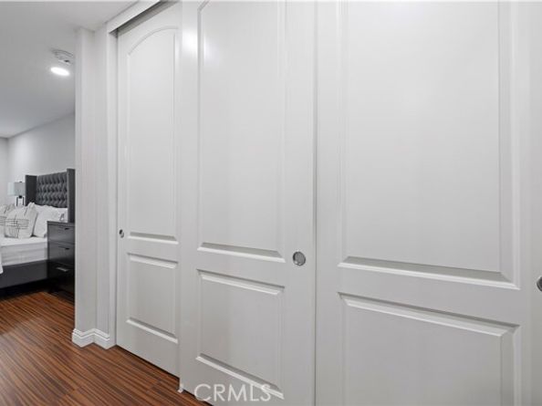 10061 Melinda Way 2, Northridge (los Angeles) CA 91325