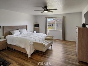 11044 Acama 203, North Hollywood (los Angeles) CA 91602