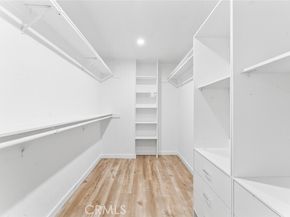 5401 Zelzah 114, Encino (los Angeles) CA 91316