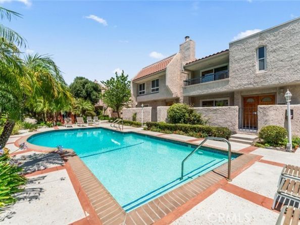 5401 Zelzah 114, Encino (los Angeles) CA 91316