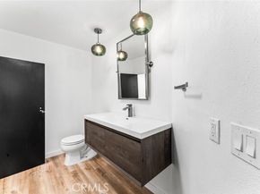 5401 Zelzah 114, Encino (los Angeles) CA 91316