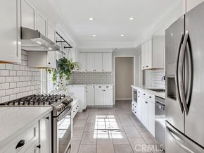 21821 Napa Street, Canoga Park (los Angeles) CA 91304