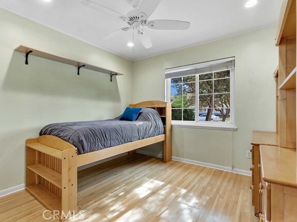 21821 Napa Street, Canoga Park (los Angeles) CA 91304