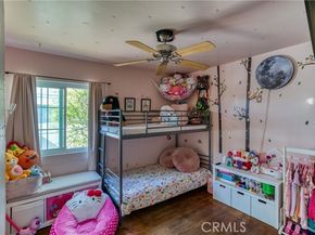 9906 Wealtha Avenue, Sun Valley (los Angeles) CA 91352