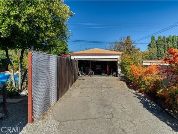9906 Wealtha Avenue, Sun Valley (los Angeles) CA 91352