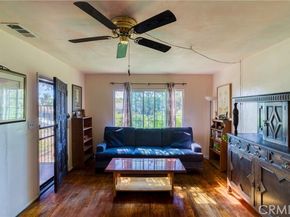 9906 Wealtha Avenue, Sun Valley (los Angeles) CA 91352
