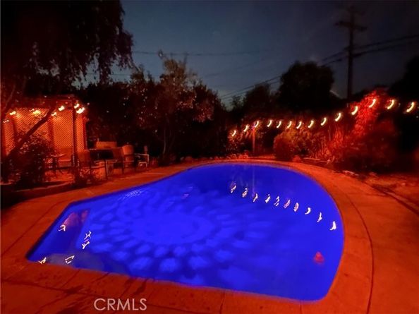 9906 Wealtha Avenue, Sun Valley (los Angeles) CA 91352