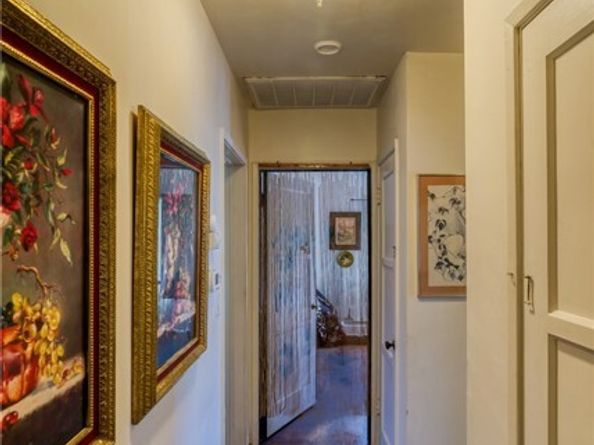 9906 Wealtha Avenue, Sun Valley (los Angeles) CA 91352