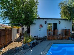 9906 Wealtha Avenue, Sun Valley (los Angeles) CA 91352