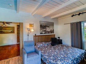 9906 Wealtha Avenue, Sun Valley (los Angeles) CA 91352