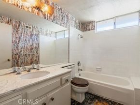 19259 Ludlow St., Porter Ranch (los Angeles) CA 91326
