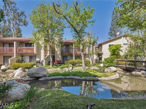 21551 Burbank # 114 Boulevard, Woodland Hills (los Angeles) CA 91367