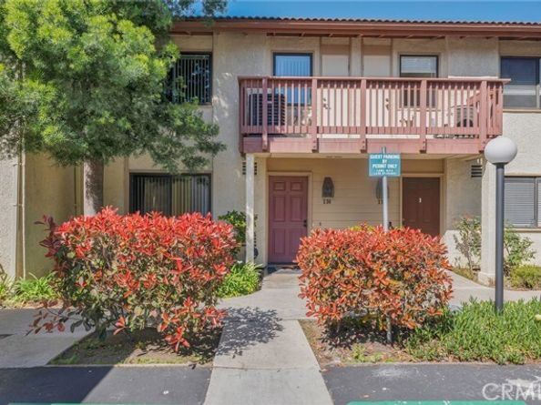 21551 Burbank # 114 Boulevard, Woodland Hills (los Angeles) CA 91367