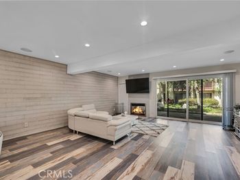 21551 Burbank # 114 Boulevard