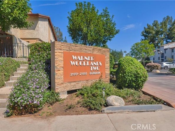 21551 Burbank # 114 Boulevard, Woodland Hills (los Angeles) CA 91367