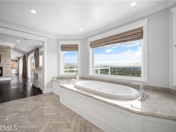 24686 Wooded Vista, West Hills (los Angeles) CA 91307
