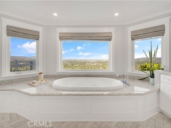 24686 Wooded Vista, West Hills (los Angeles) CA 91307